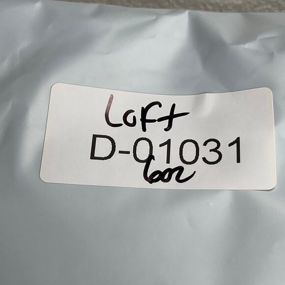 Loft Outlet Shorts Medium Tan 100% Cotton Paperbag Waist Drawstring 4" Inseam - Picture 5 of 5